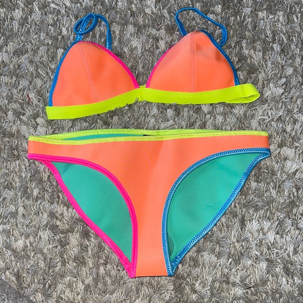 Triangl Swim Bikini